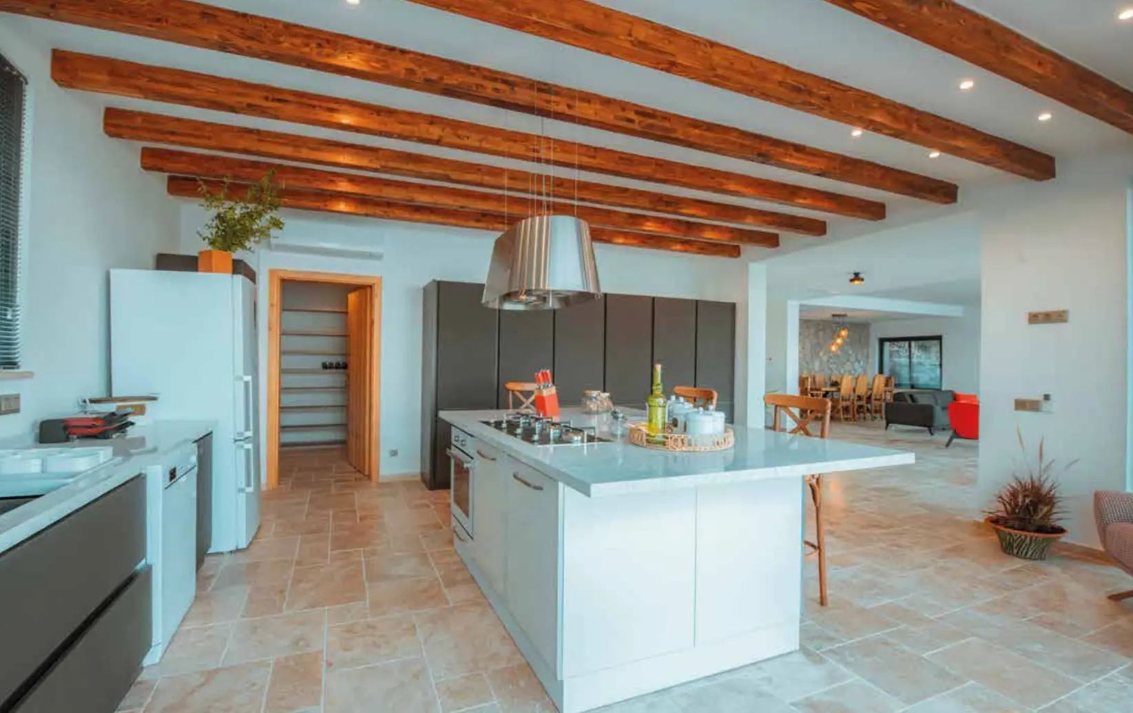 Master kitchen